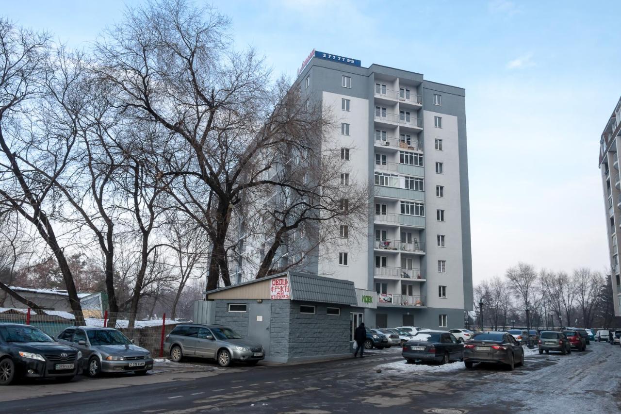 Apartments Akniet 233 - Asia Park Alma-Ata Exteriör bild