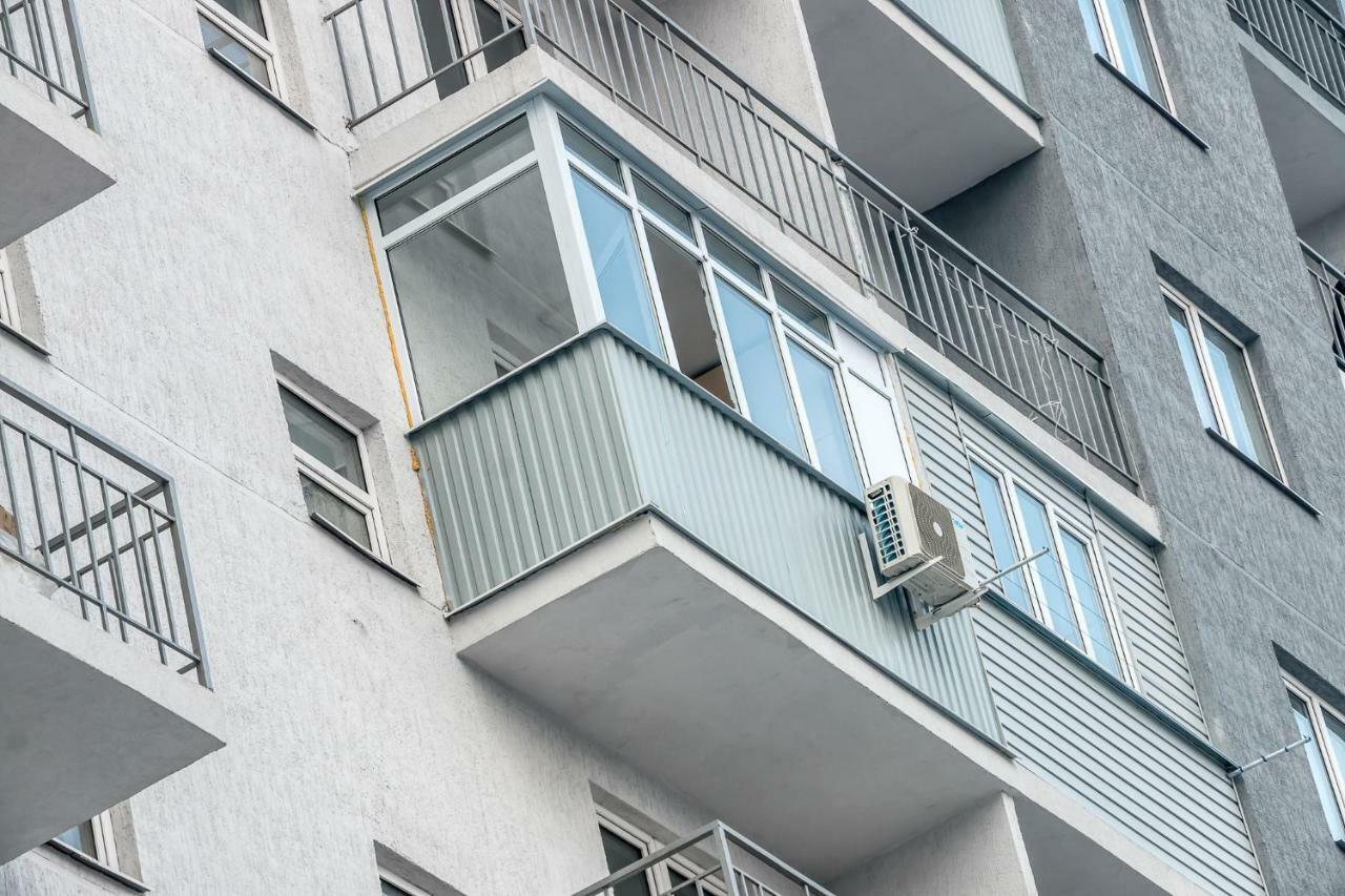 Apartments Akniet 233 - Asia Park Alma-Ata Exteriör bild
